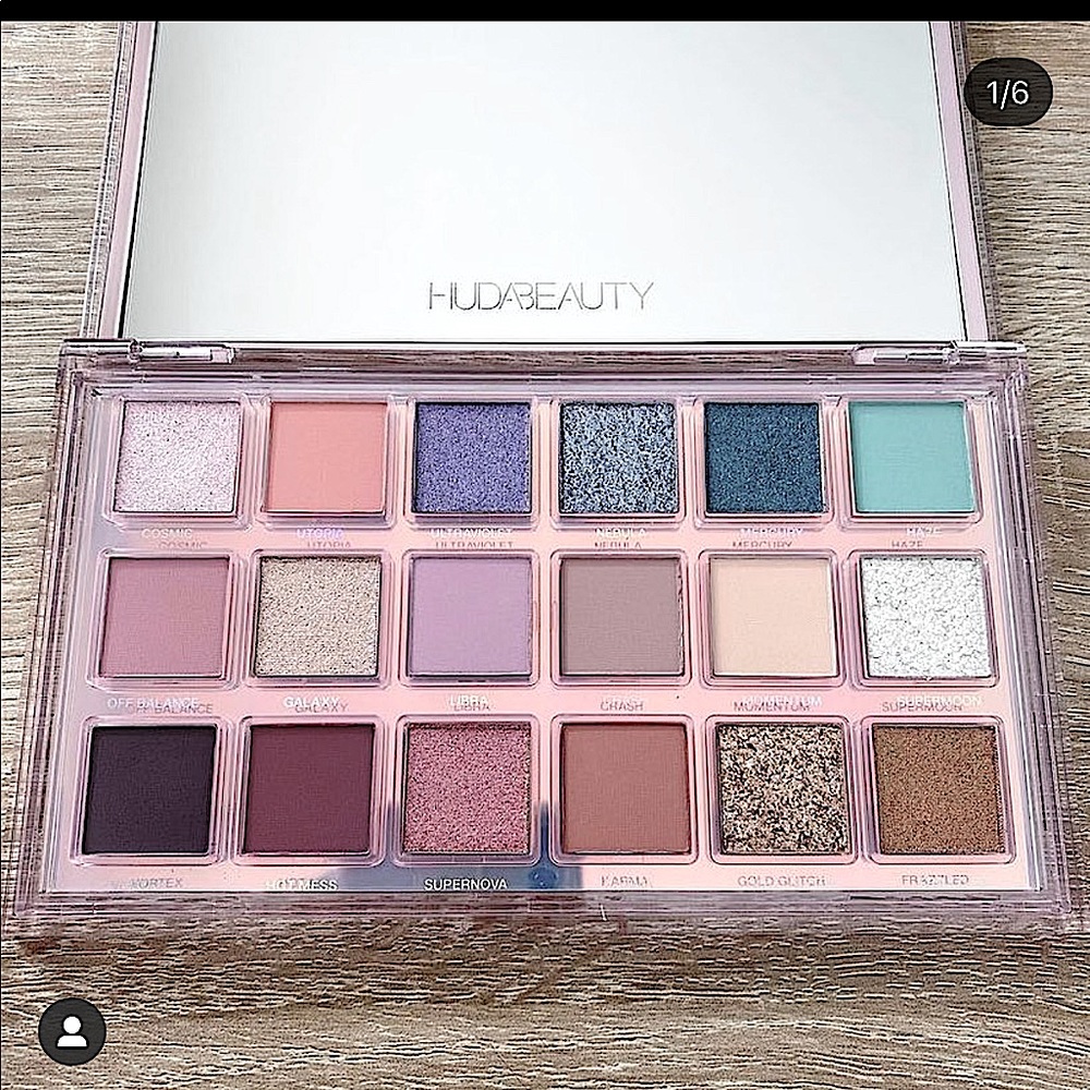 Eyeshadow pallet
